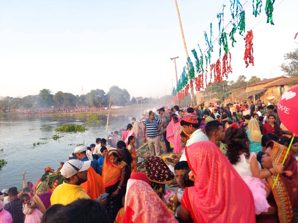 Chhath Puja Travel Guide: Sacred Ghats & Bus Routes 2025